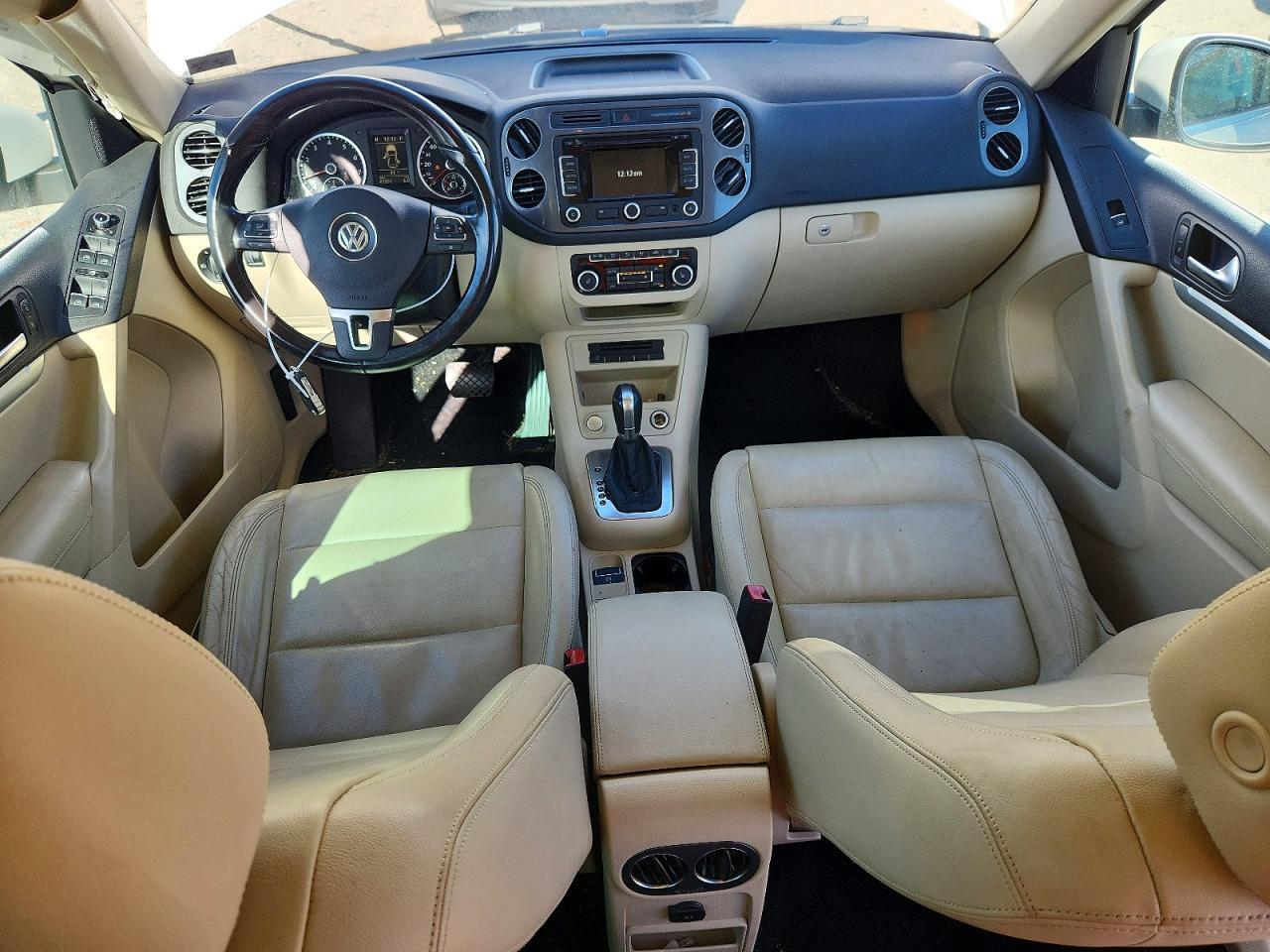 2012 VOLKSWAGEN TIGUAN S — Фото 8 из 13