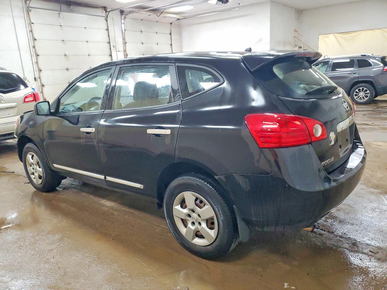 2013 NISSAN ROGUE S — Фото 2 из 14
