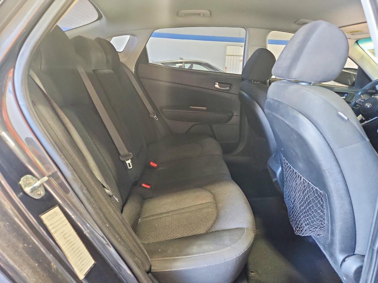 2019 KIA OPTIMA LX — Фото 10 из 12