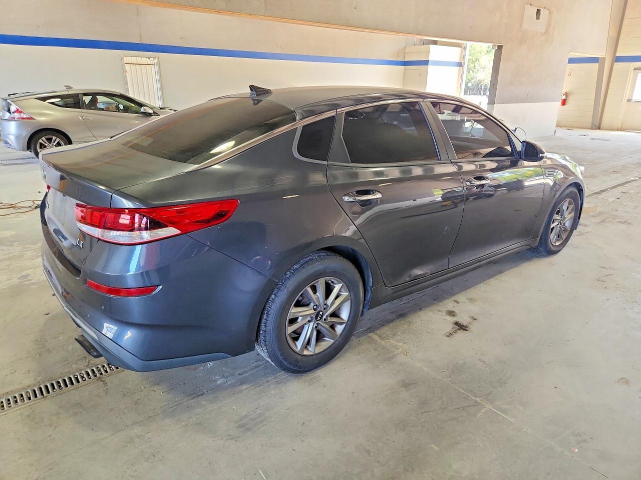 2019 KIA OPTIMA LX — Фото 3 из 12