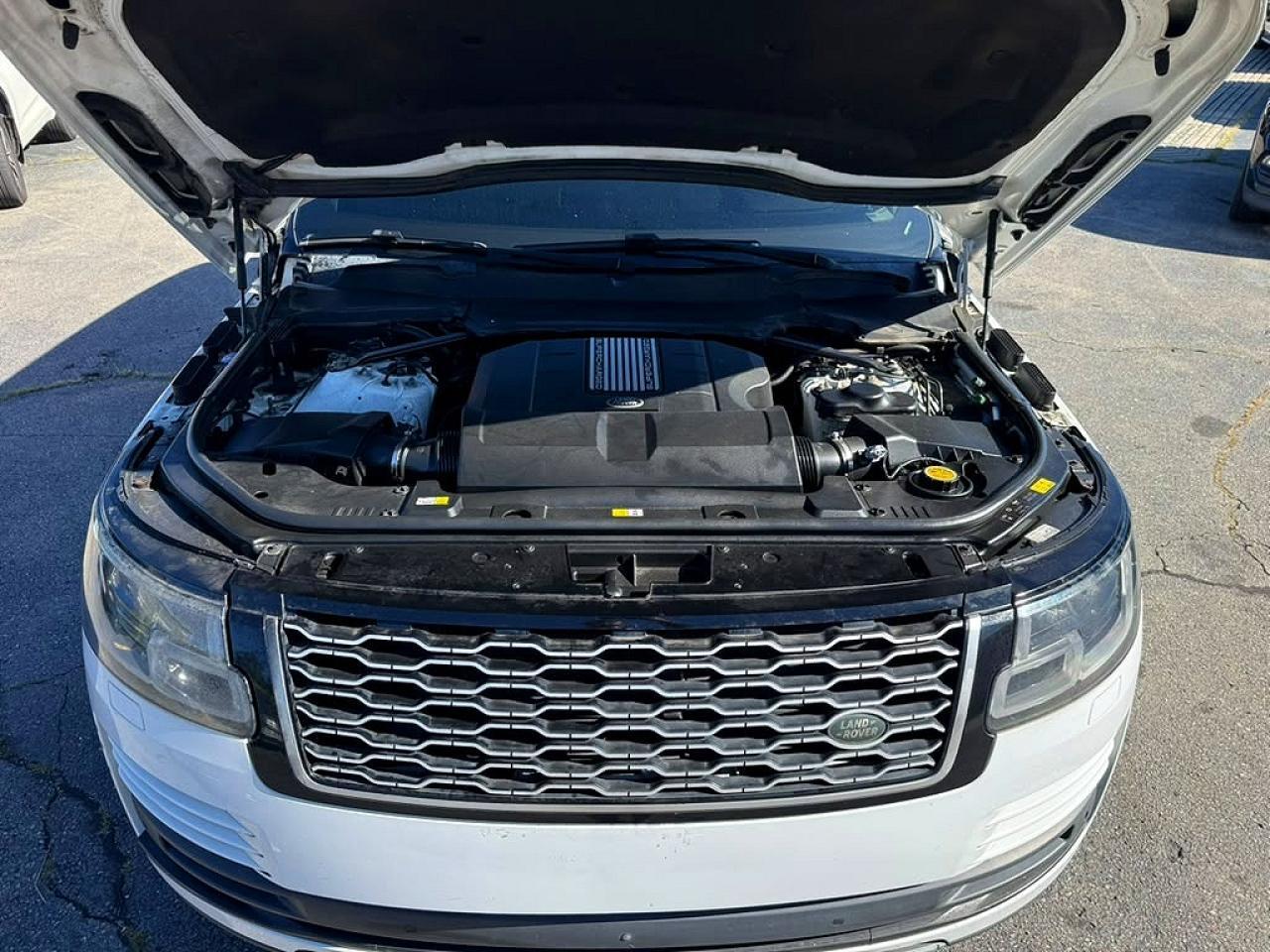 2018 LAND ROVER RANGE ROVER SUPERCHARGED — Фото 11 из 12
