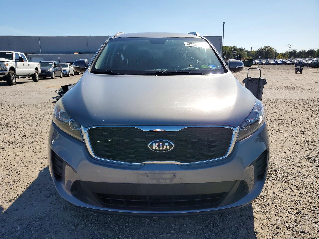 2019 KIA SORENTO LX — Фото 5 из 13