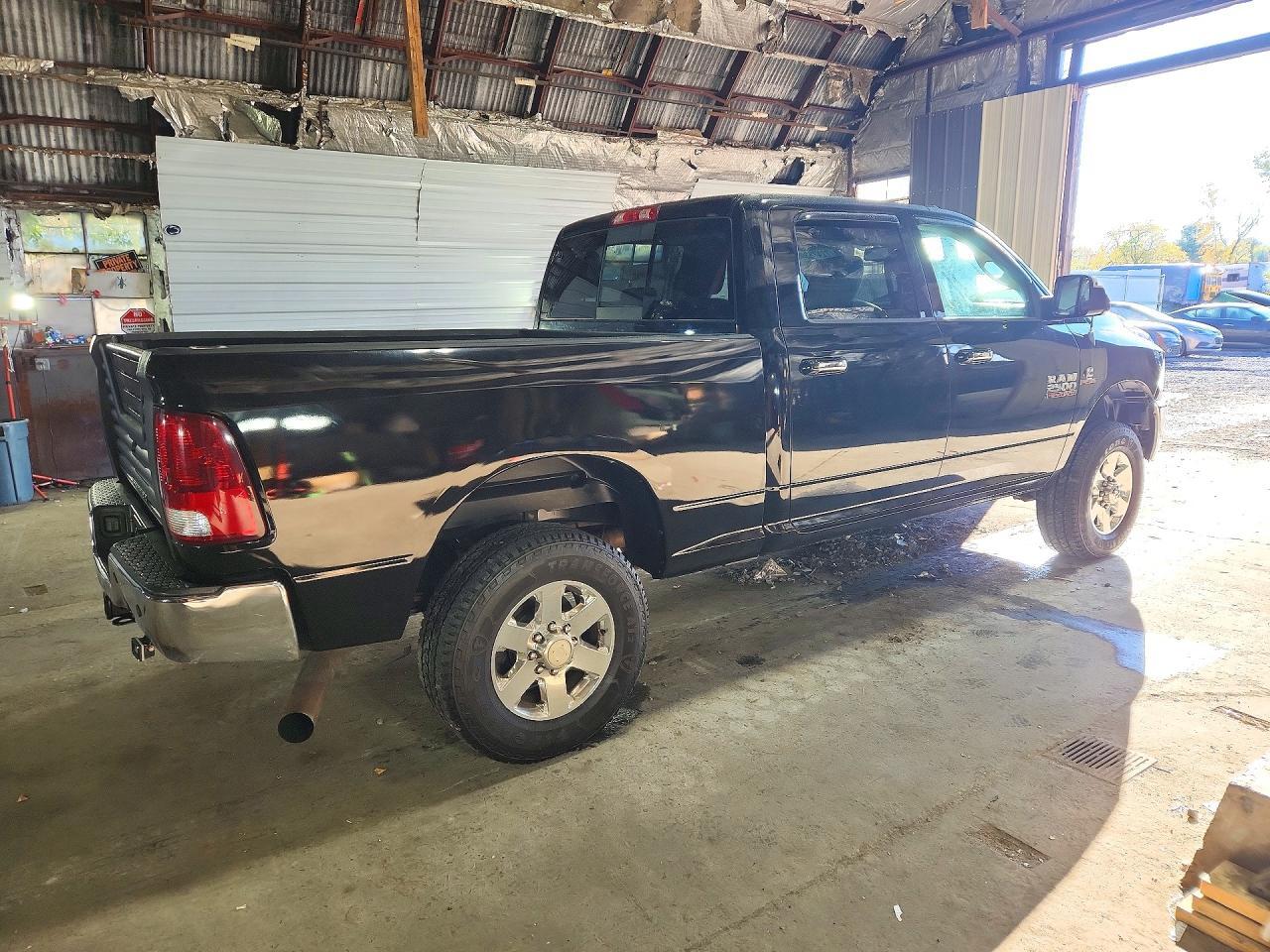2013 RAM 2500 SLT — Фото 3 из 12