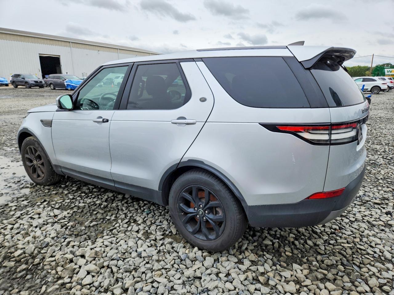 2017 LAND ROVER DISCOVERY SE — Фото 2 из 13