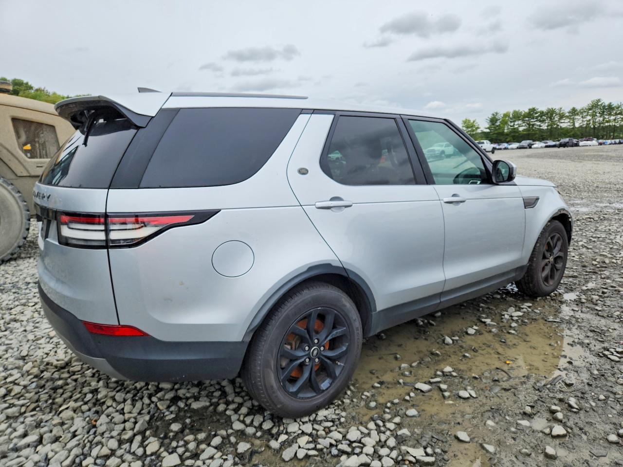 2017 LAND ROVER DISCOVERY SE — Фото 3 из 13