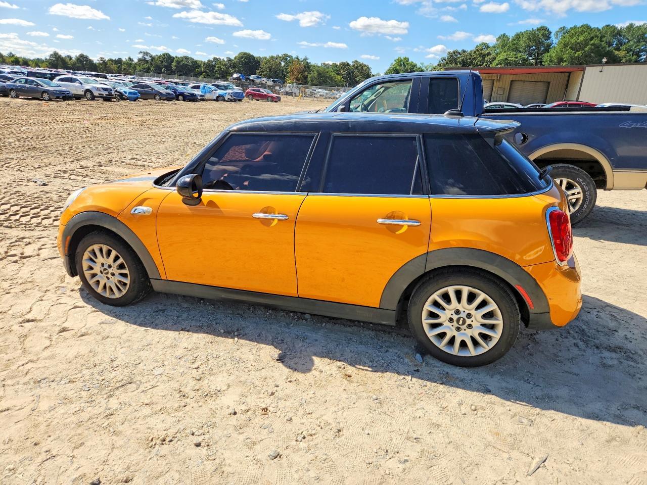 2015 MINI COOPER S — Фото 2 из 12
