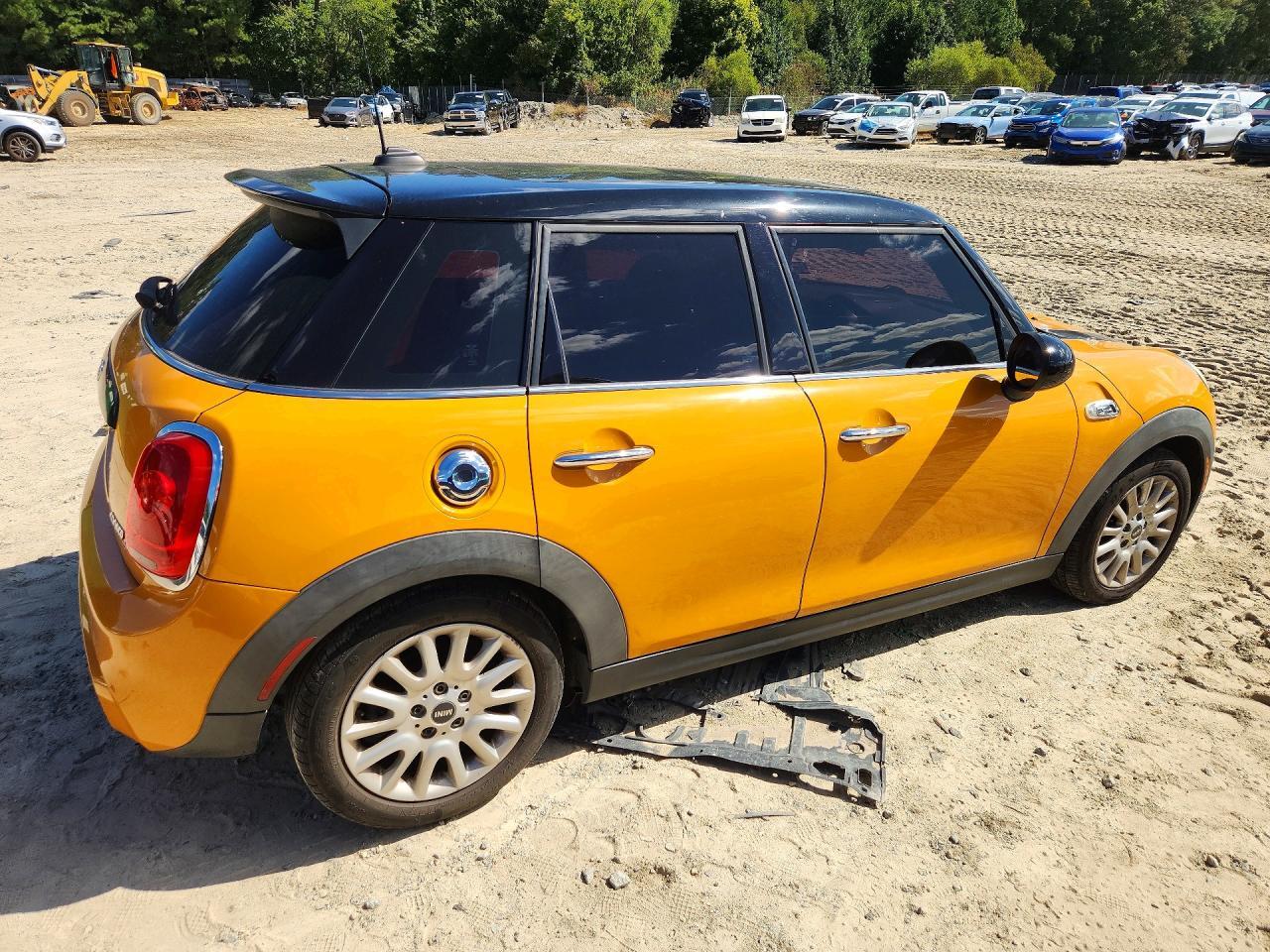 2015 MINI COOPER S — Фото 3 из 12