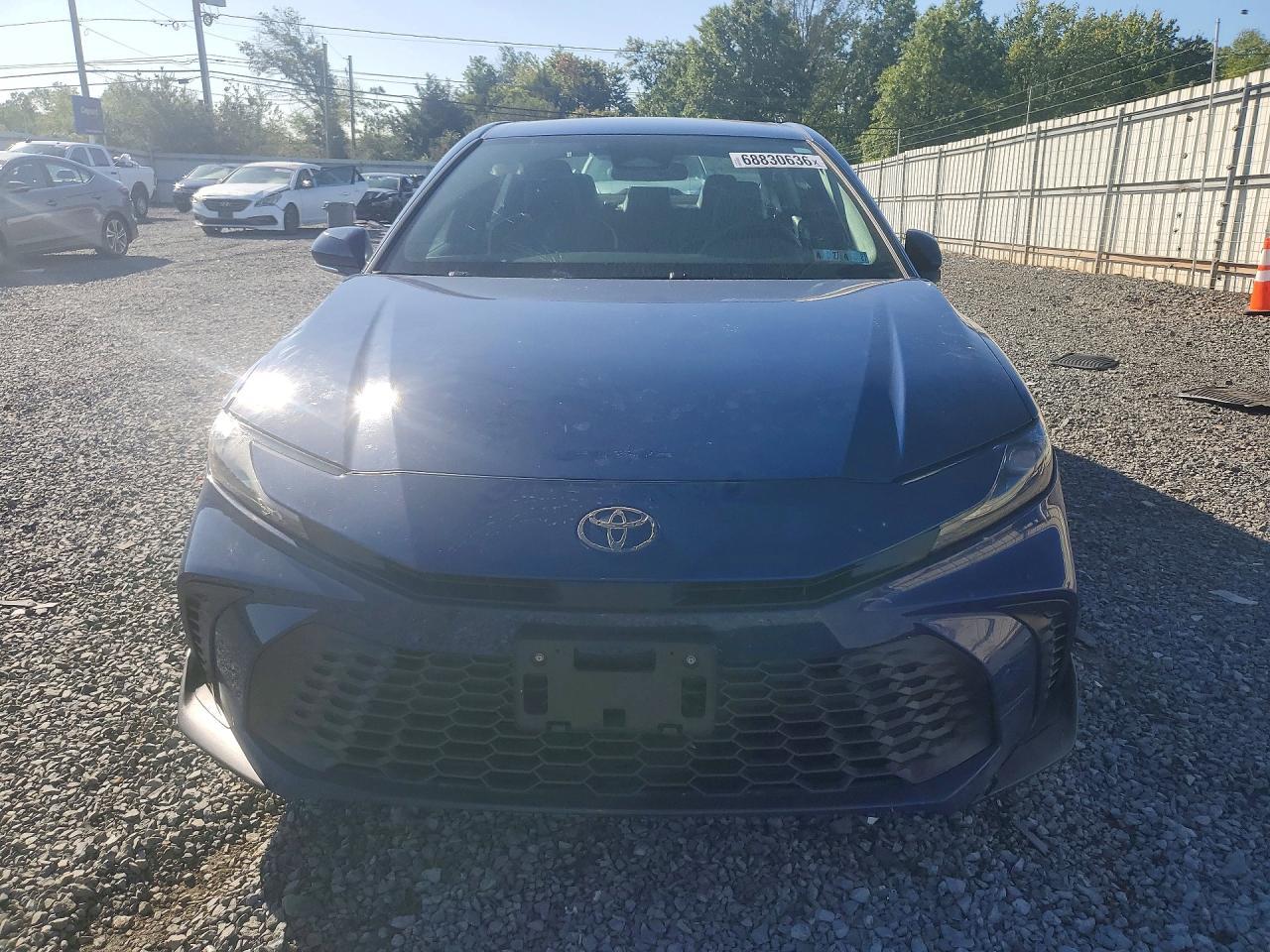 2025 TOYOTA CAMRY SE — Фото 5 из 12