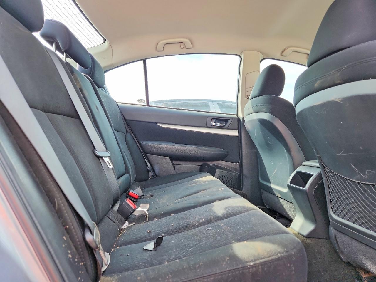 2013 SUBARU LEGACY 2.5I — Фото 10 из 13