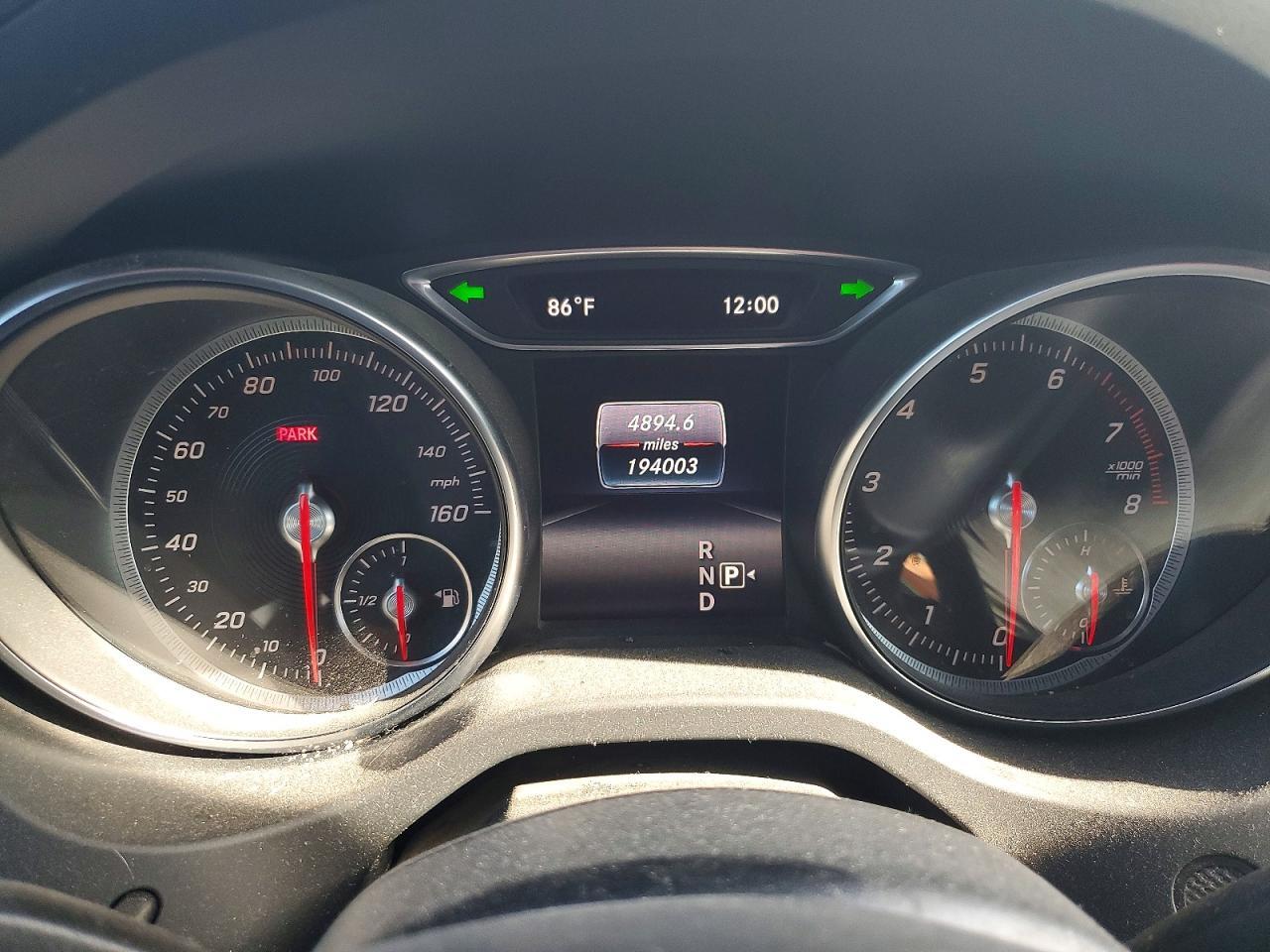 2018 MERCEDES-BENZ CLA 250 — Фото 9 из 12