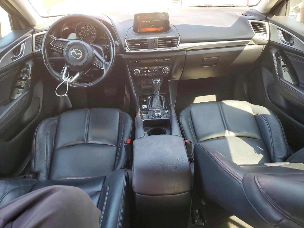 2017 MAZDA 3 TOURING — Фото 9 из 13