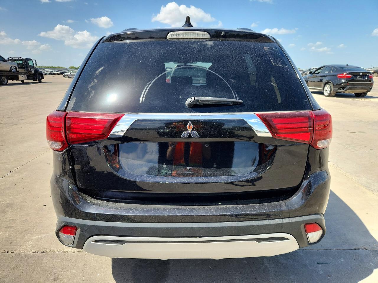 2020 MITSUBISHI OUTLANDER ES — Фото 6 из 13