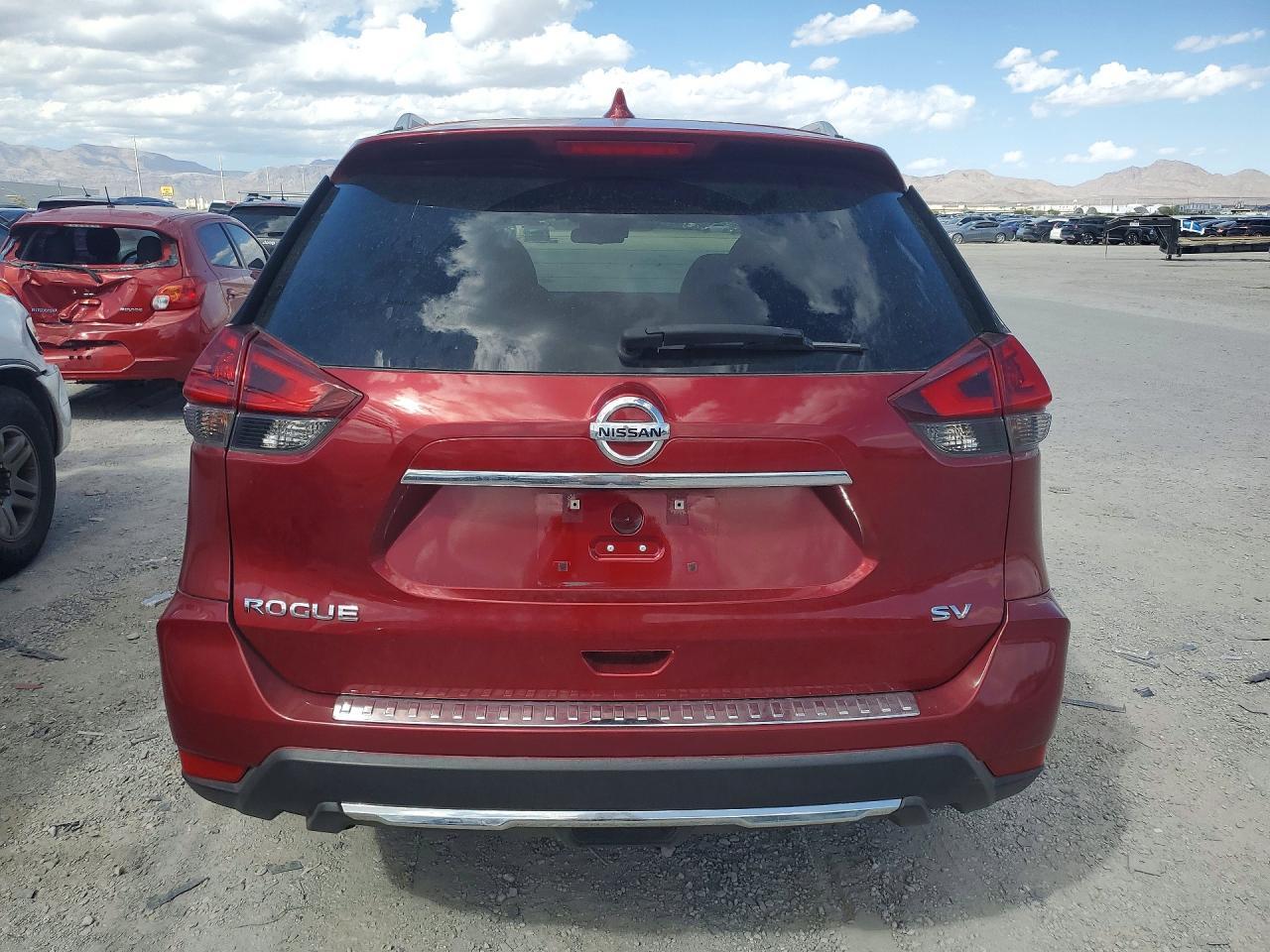2018 NISSAN ROGUE SV — Фото 6 из 13