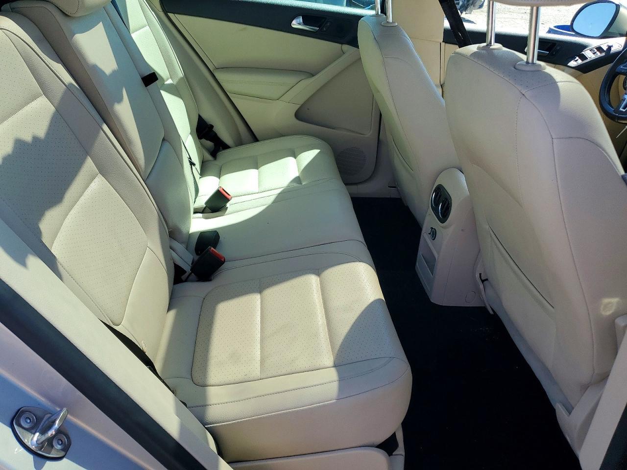 2013 VOLKSWAGEN TIGUAN S — Фото 11 из 14