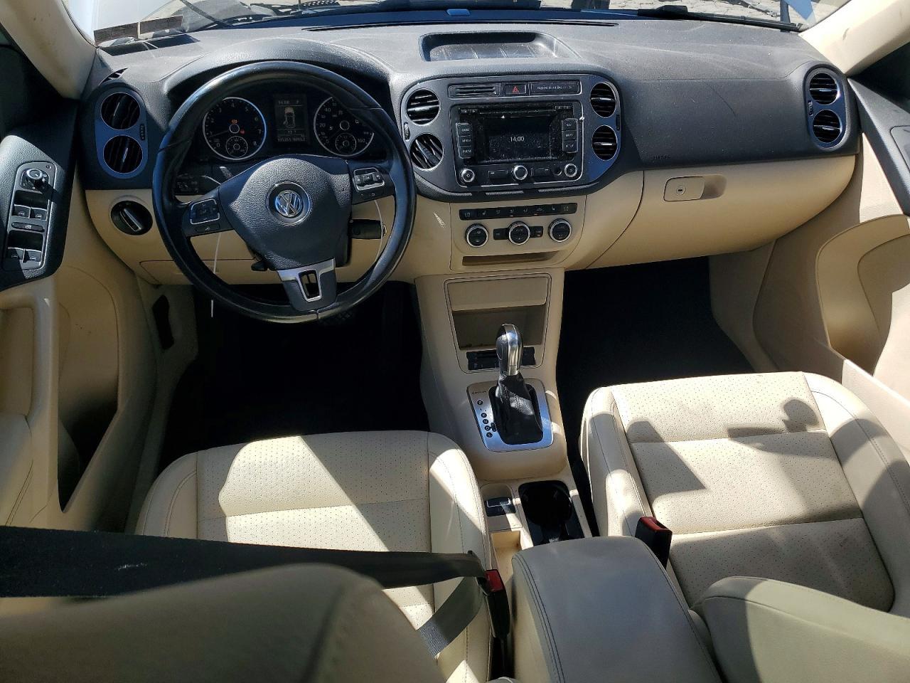 2013 VOLKSWAGEN TIGUAN S — Фото 8 из 14