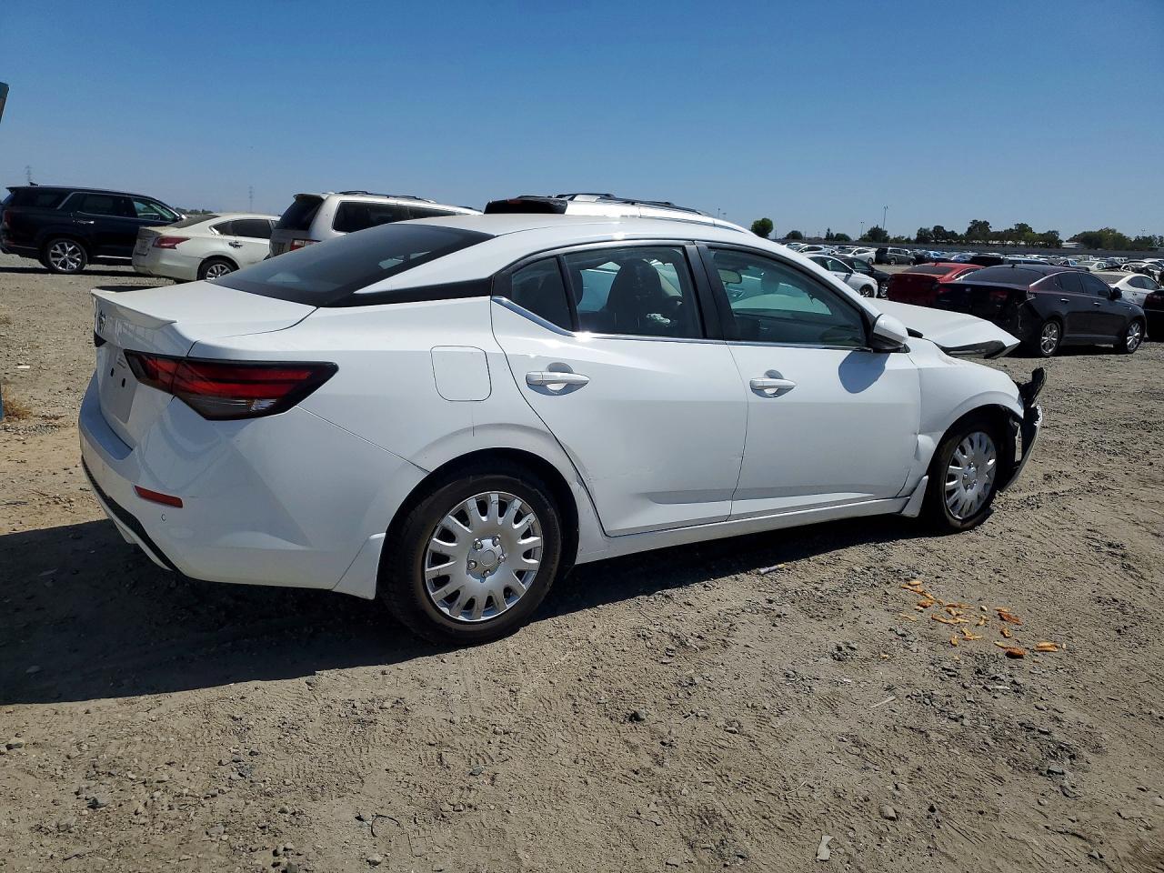 2020 NISSAN SENTRA S — Фото 3 из 12