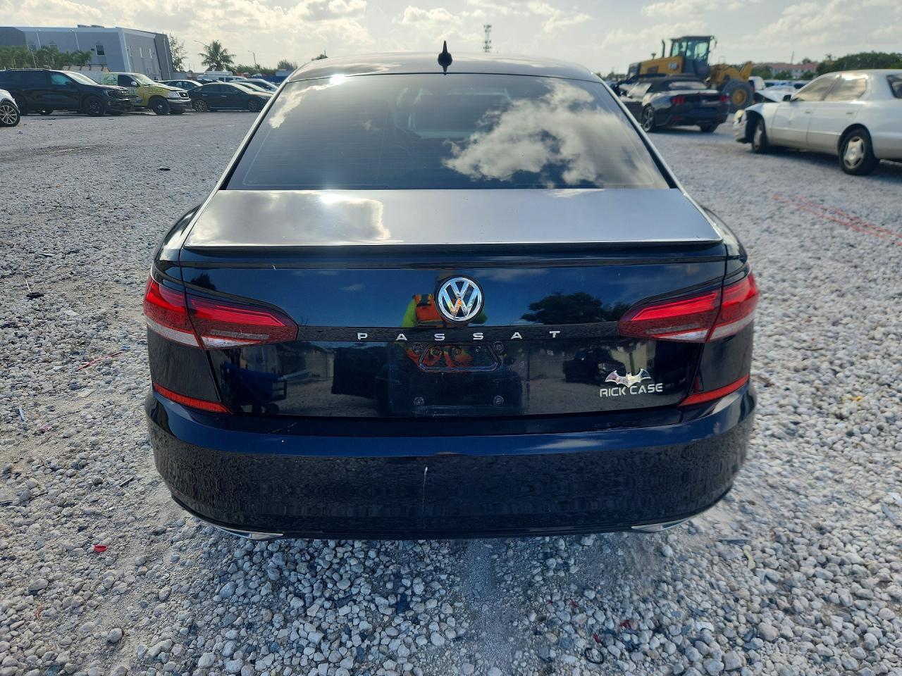 2022 VOLKSWAGEN PASSAT R-LINE — Фото 6 из 12