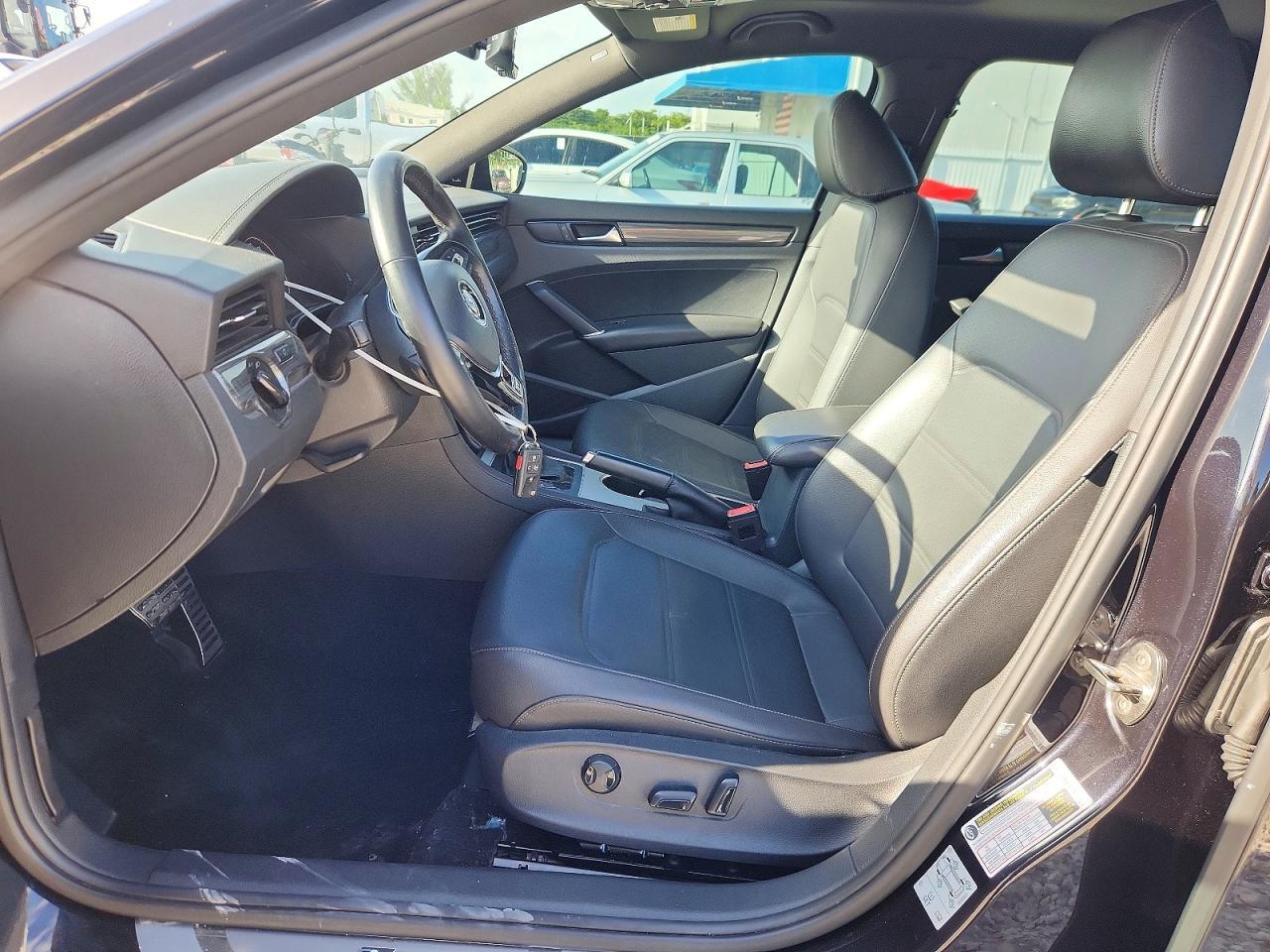 2022 VOLKSWAGEN PASSAT R-LINE — Фото 7 из 12
