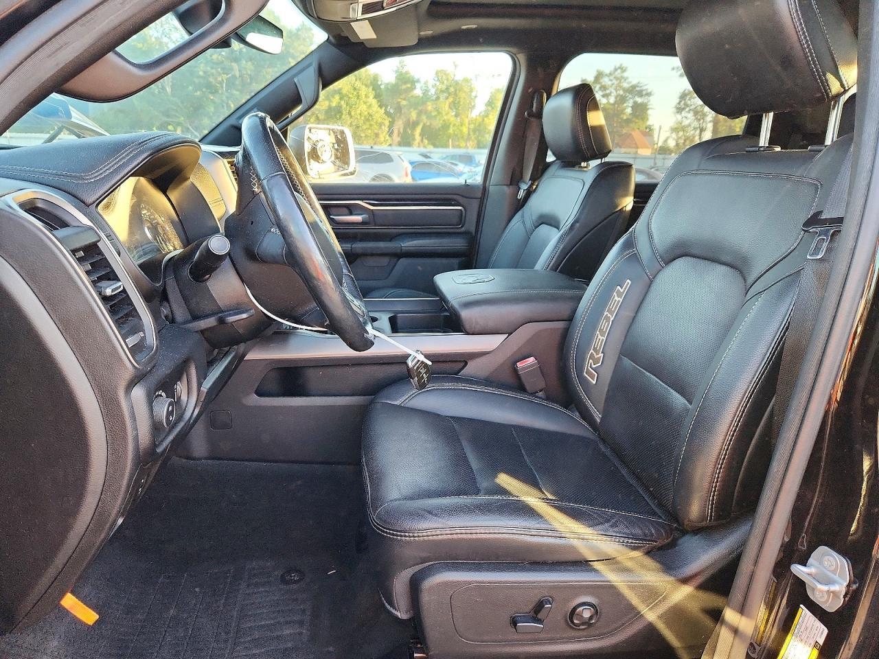2020 RAM 1500 REBEL — Фото 7 из 12