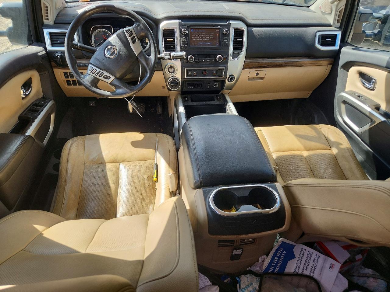 2017 NISSAN TITAN XD S — Фото 8 из 12