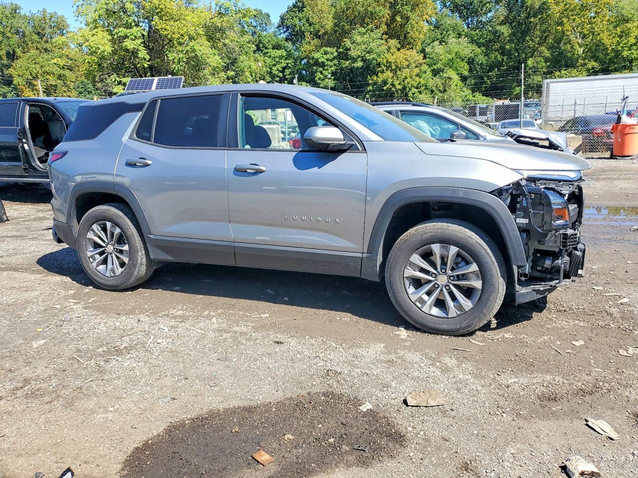 2026 CHEVROLET EQUINOX LT — Фото 4 из 13