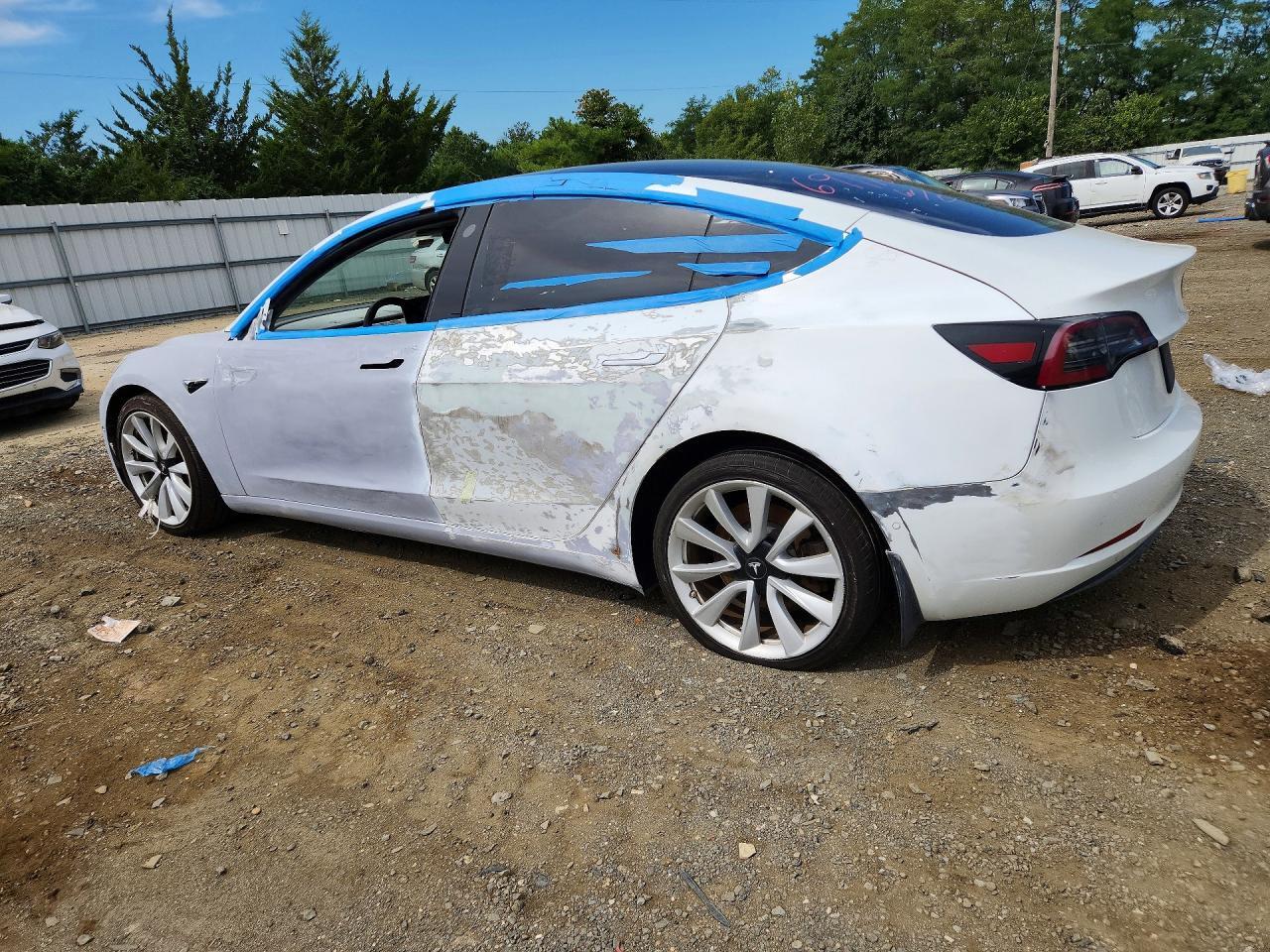 2020 TESLA MODEL 3 — Фото 2 из 12