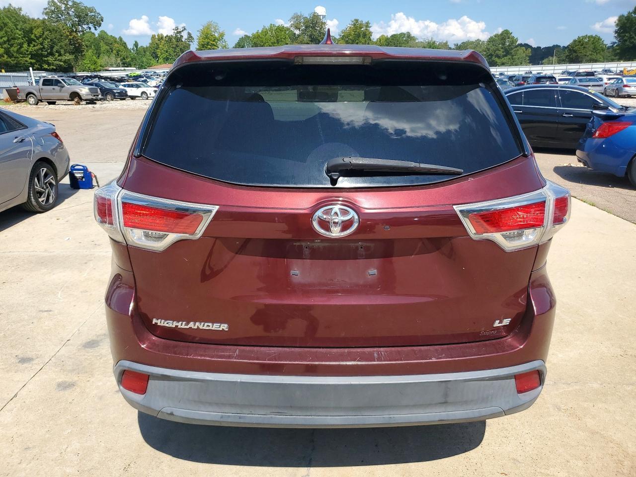 2015 TOYOTA HIGHLANDER LE PLUS — Фото 6 из 13
