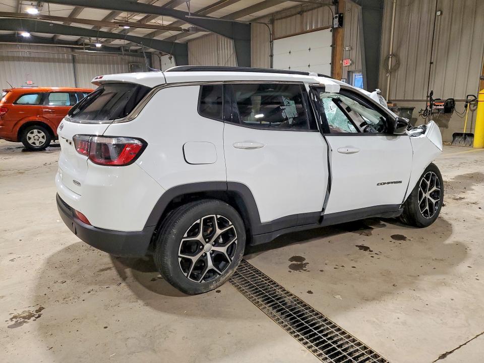 3C4NJDBN3RT598863 2024 JEEP COMPASS photo no. 3