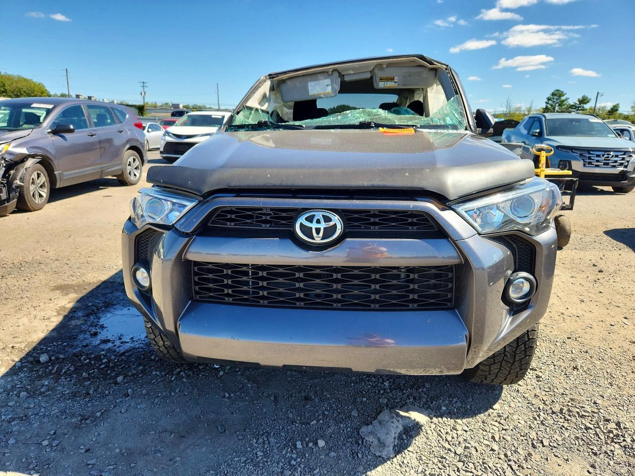 2016 TOYOTA 4RUNNER SR5 — Фото 5 из 12