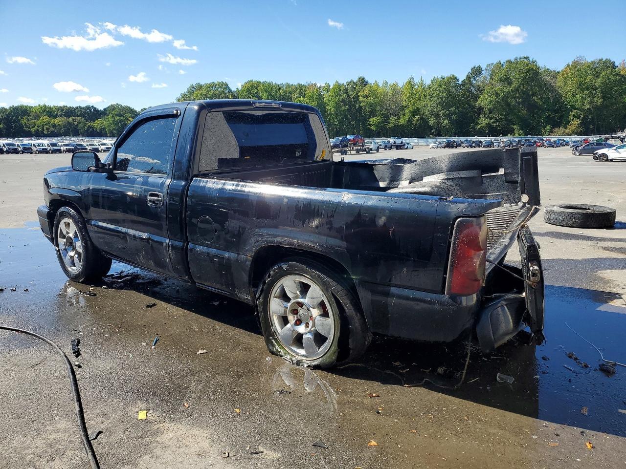 2005 CHEVROLET SILVERADO C1500 — Фото 2 из 12