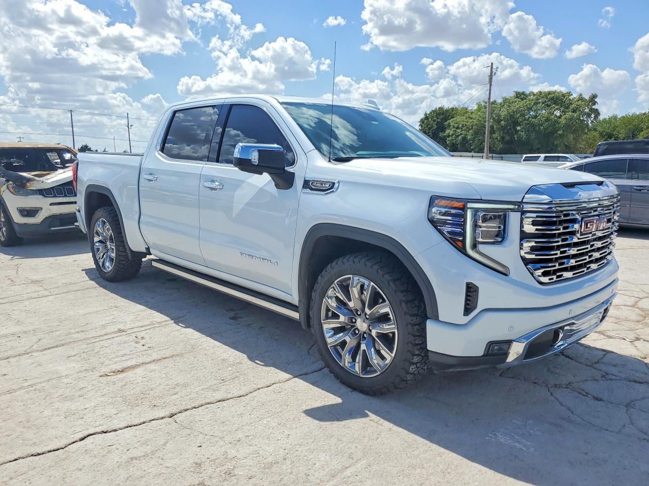 2026 GMC SIERRA K1500 DENALI — Фото 4 из 12