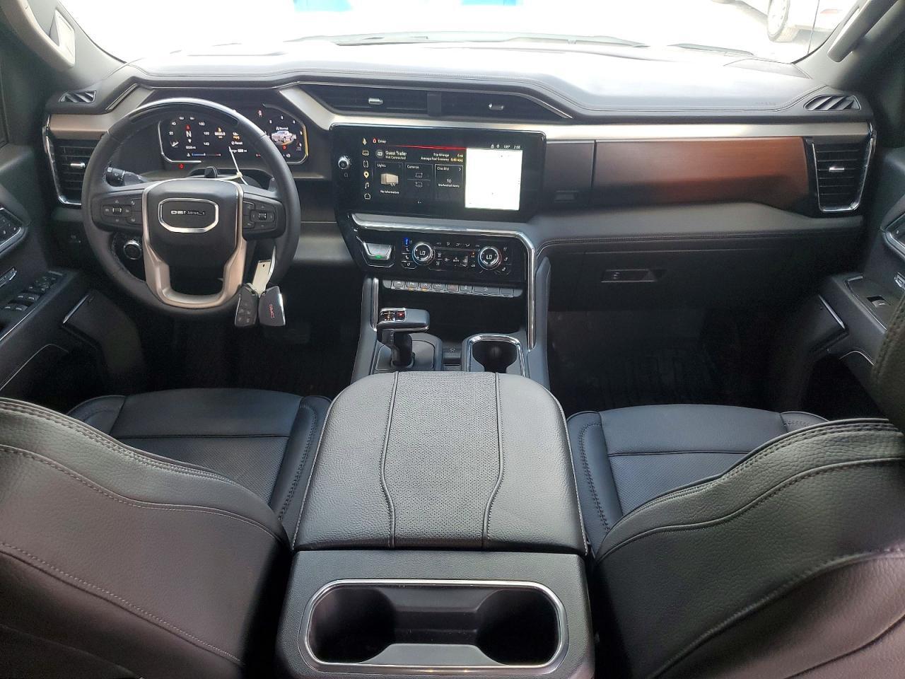 2026 GMC SIERRA K1500 DENALI — Фото 8 из 12