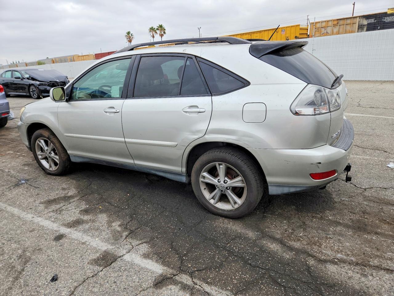 2006 LEXUS RX 400 — Фото 2 из 13
