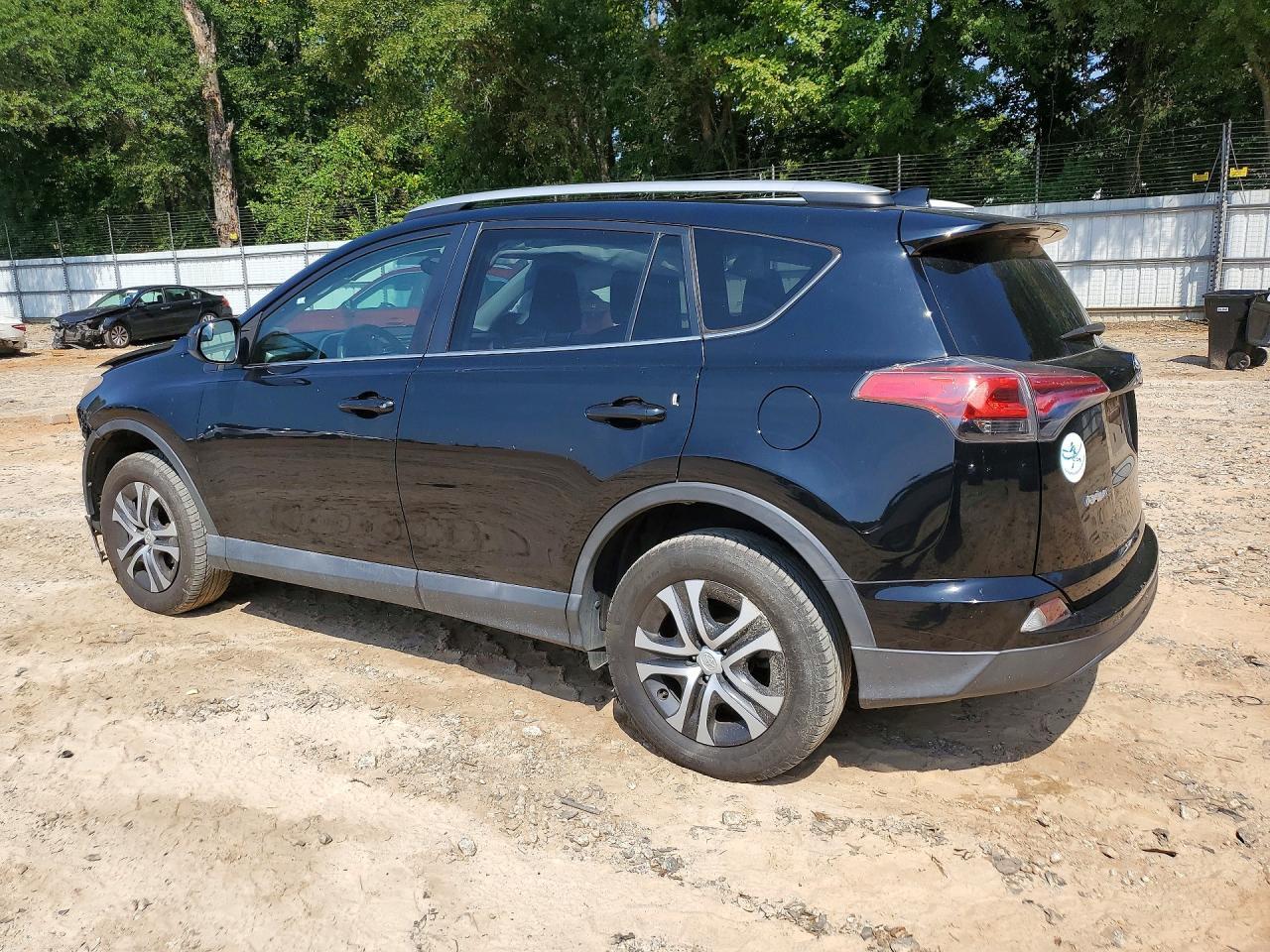 2016 TOYOTA RAV4 LE — Фото 2 из 13