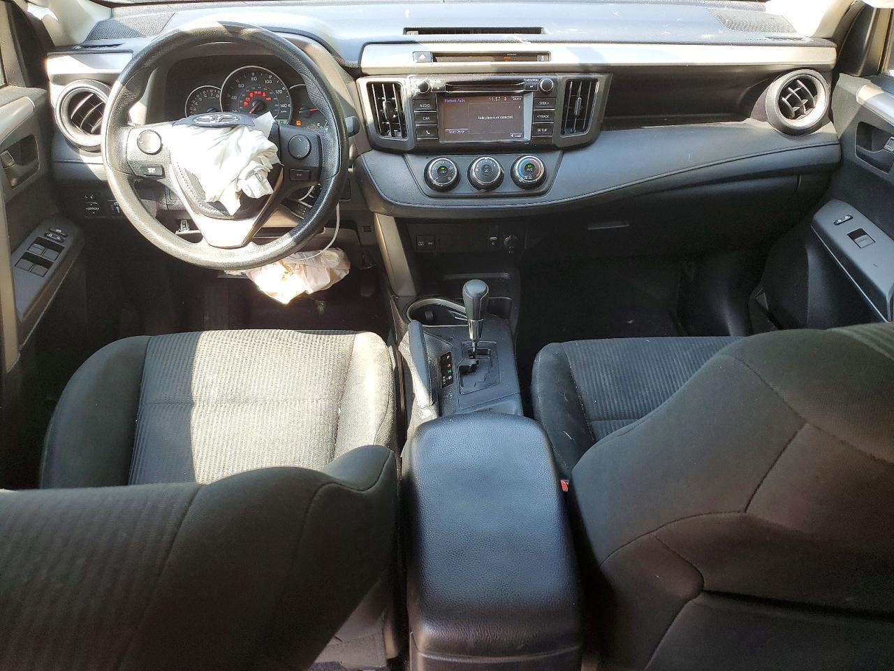 2016 TOYOTA RAV4 LE — Фото 8 из 13