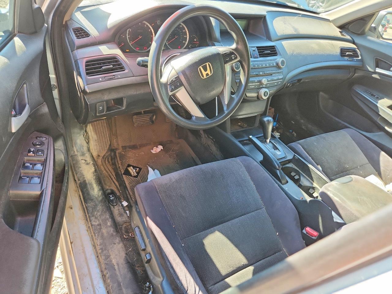 2009 HONDA ACCORD LXP — Фото 8 из 12