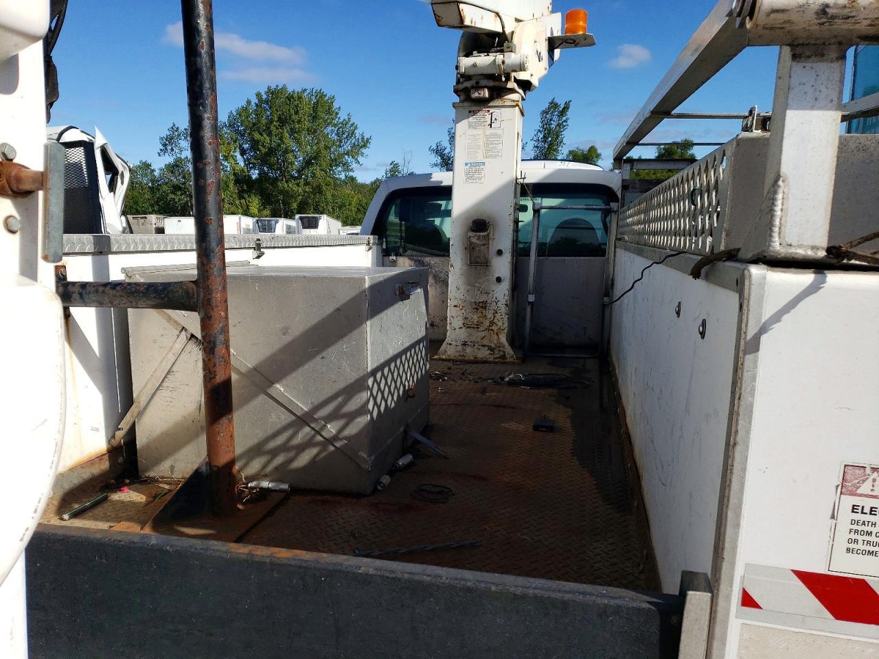 2008 FORD F450 SUPER DUTY BUCKET TRUCK — Фото 10 из 12