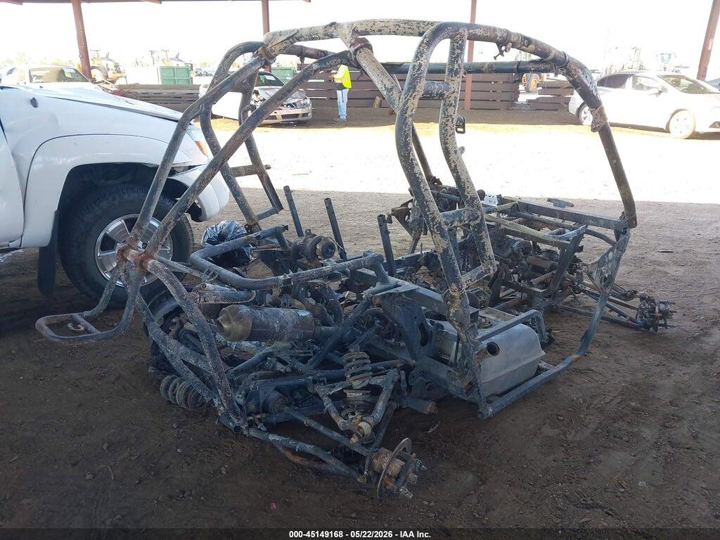 3JBPDAR24FJ000655 2015 CAN-AM MAVERICK photo no. 4