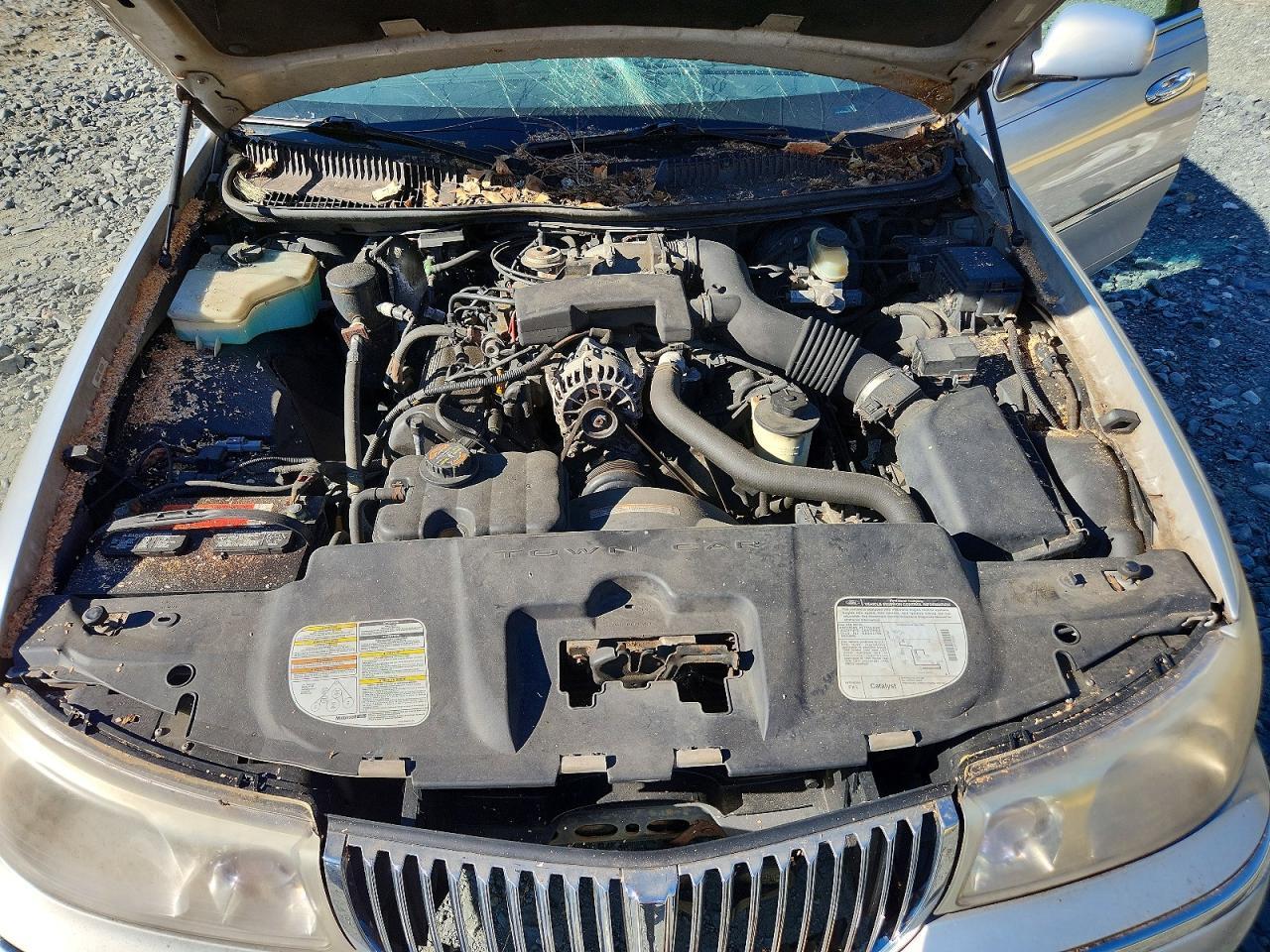 1999 LINCOLN TOWN CAR EXECUTIVE — Фото 11 из 12