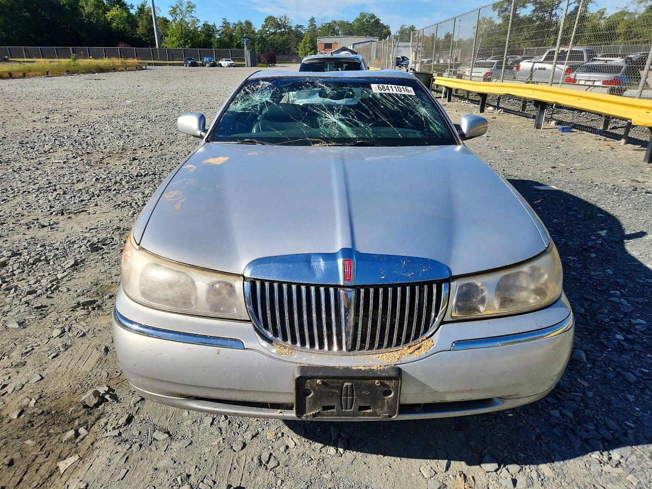 1999 LINCOLN TOWN CAR EXECUTIVE — Фото 5 из 12
