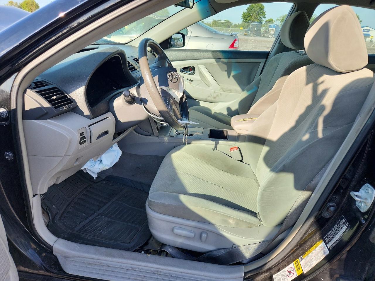 2007 TOYOTA CAMRY LE — Фото 7 из 12