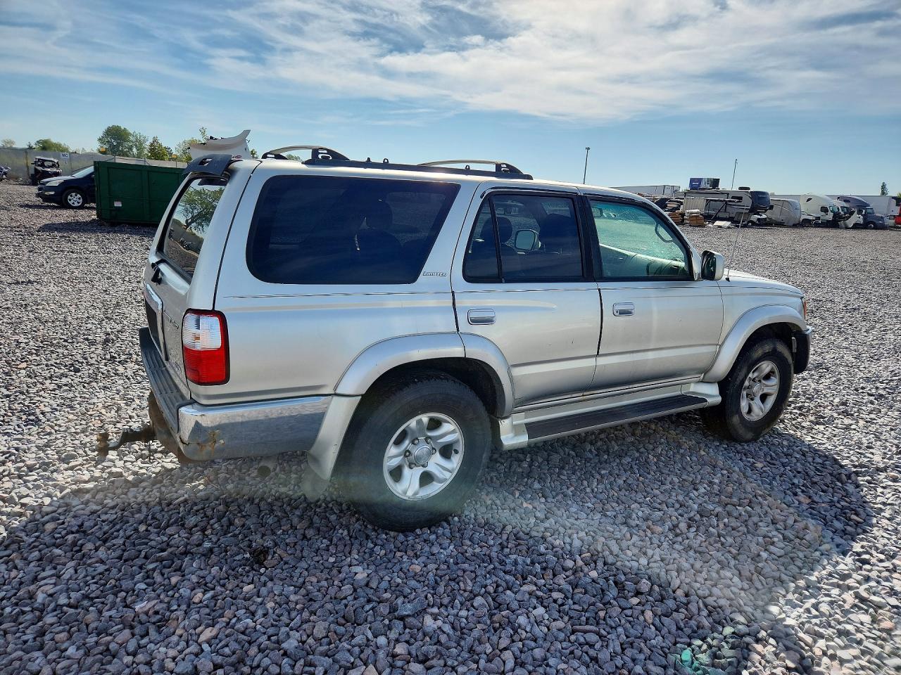 2002 TOYOTA 4RUNNER SR5 — Фото 3 из 12