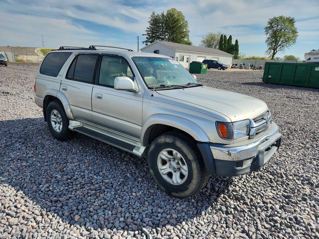 2002 TOYOTA 4RUNNER SR5 — Фото 4 из 12
