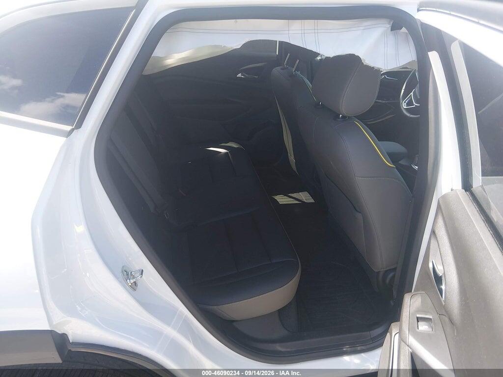 2025 CHEVROLET TRAX FWD ACTIV — Фото 8 из 16