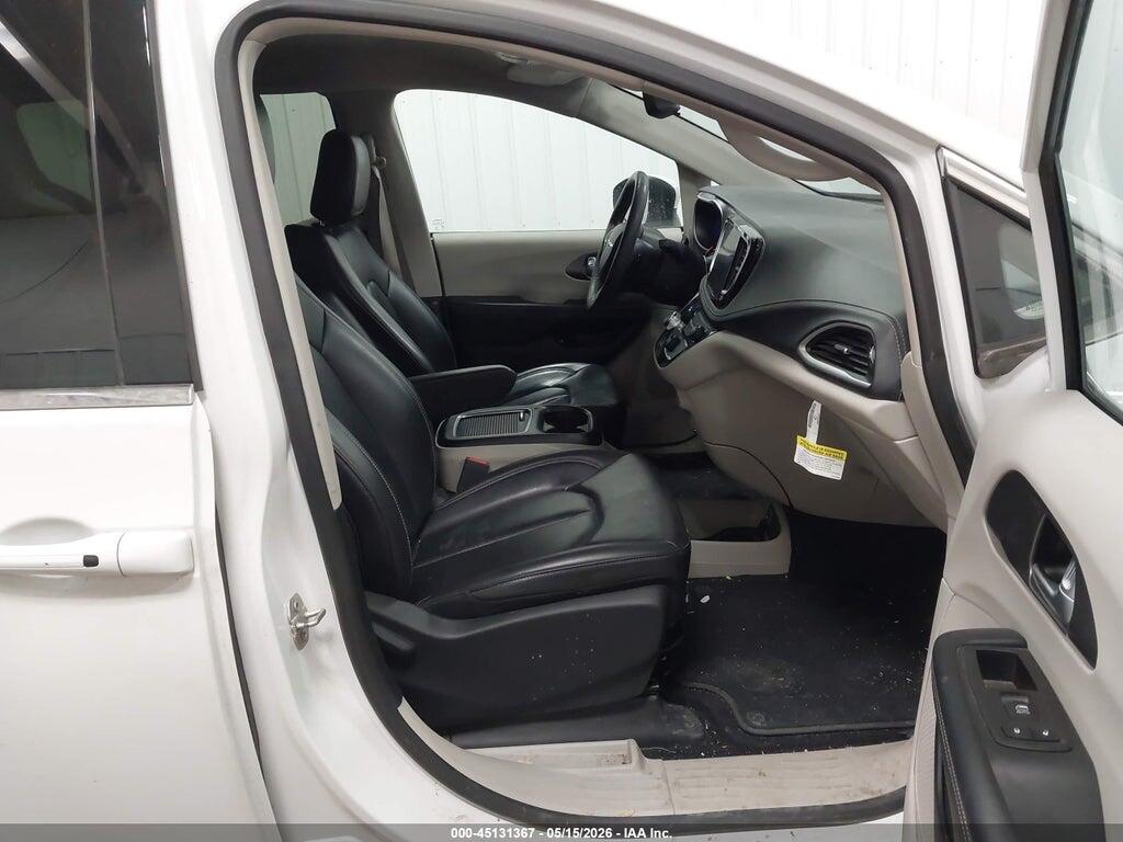 2C4RC1L77PR558876 2023 CHRYSLER PACIFICA HYBRID photo no. 5