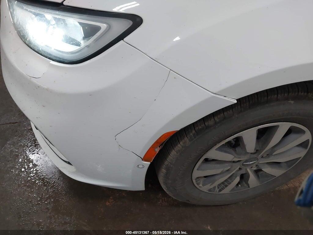 2C4RC1L77PR558876 2023 CHRYSLER PACIFICA HYBRID photo no. 6