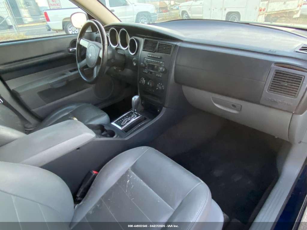 2D4FV48V05H581735 2005 DODGE MAGNUM photo no. 5