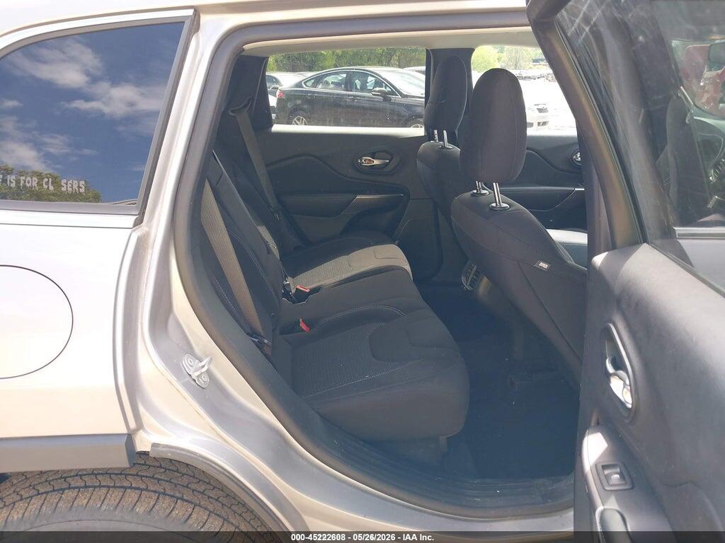 1C4PJMCB6KD341186 2019 JEEP CHEROKEE photo no. 8