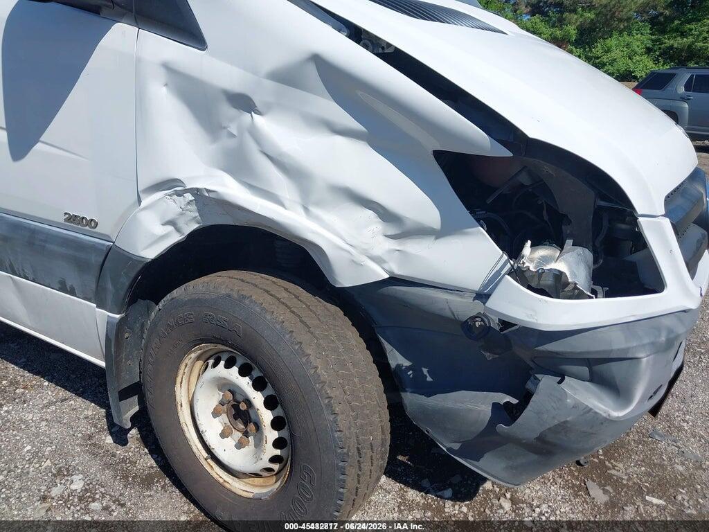WD3PE8CB5B5606048 2011 MERCEDES-BENZ SPRINTER 2500 photo no. 6