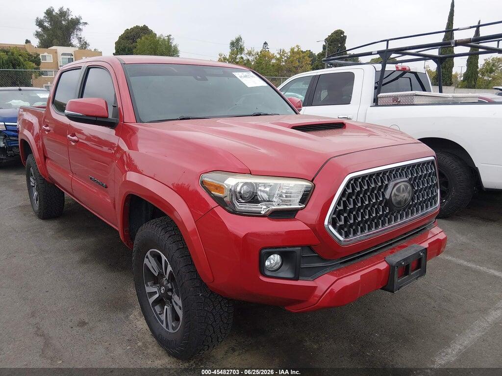 3TMAZ5CN4JM066855 2018 TOYOTA TACOMA photo no. 1